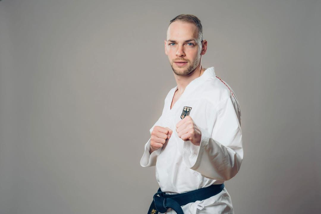 Noah-Bitsch_1.jpg